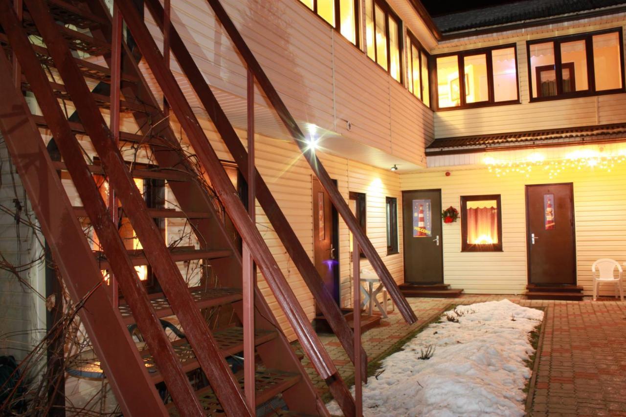 Hotel Veagles Narva-Jõesuu Buitenkant foto